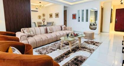 2 Bedroom Apartment w/Pool, WIFI, City View, Ikoyi.
Quarterly;Half-Year; Yearly