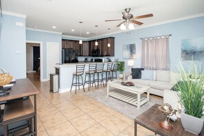 Living area - Charming 4-bedroom Myrtle Beach Home ~ Ocean View, Wi-Fi, Pool, & More! (Myrtle Beach)