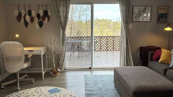 TV connectée, cheminée