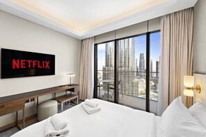 2 bedrooms, iron/ironing board, free WiFi, bed sheets - Incredible 2BD at Address Dubai Opera (Dubai)