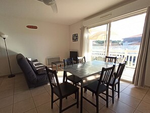Interior - Beautiful apartment in the center of Biscarrosse plage (BISCARROSSE)