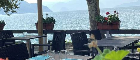 Ristorazione all'aperto