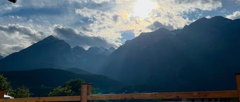 Tina de hidromasaje al aire libre