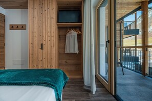 3 makuuhuonetta, ilmainen Wi-Fi, vuodevaatteet, pääsy pyörätuolilla