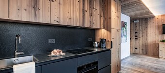 Appartement 'Bucaneve' met uitzicht op de bergen, Wi-Fi en airconditioning