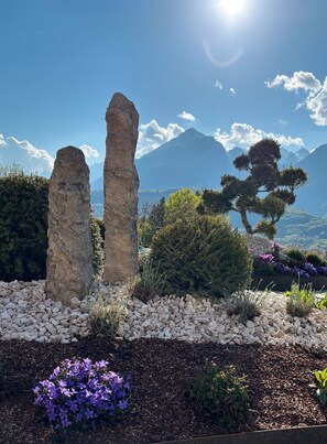 Property grounds - Apartment 'Bucaneve' with Mountain View, Wi-Fi and Air Conditioning (Cavedago)