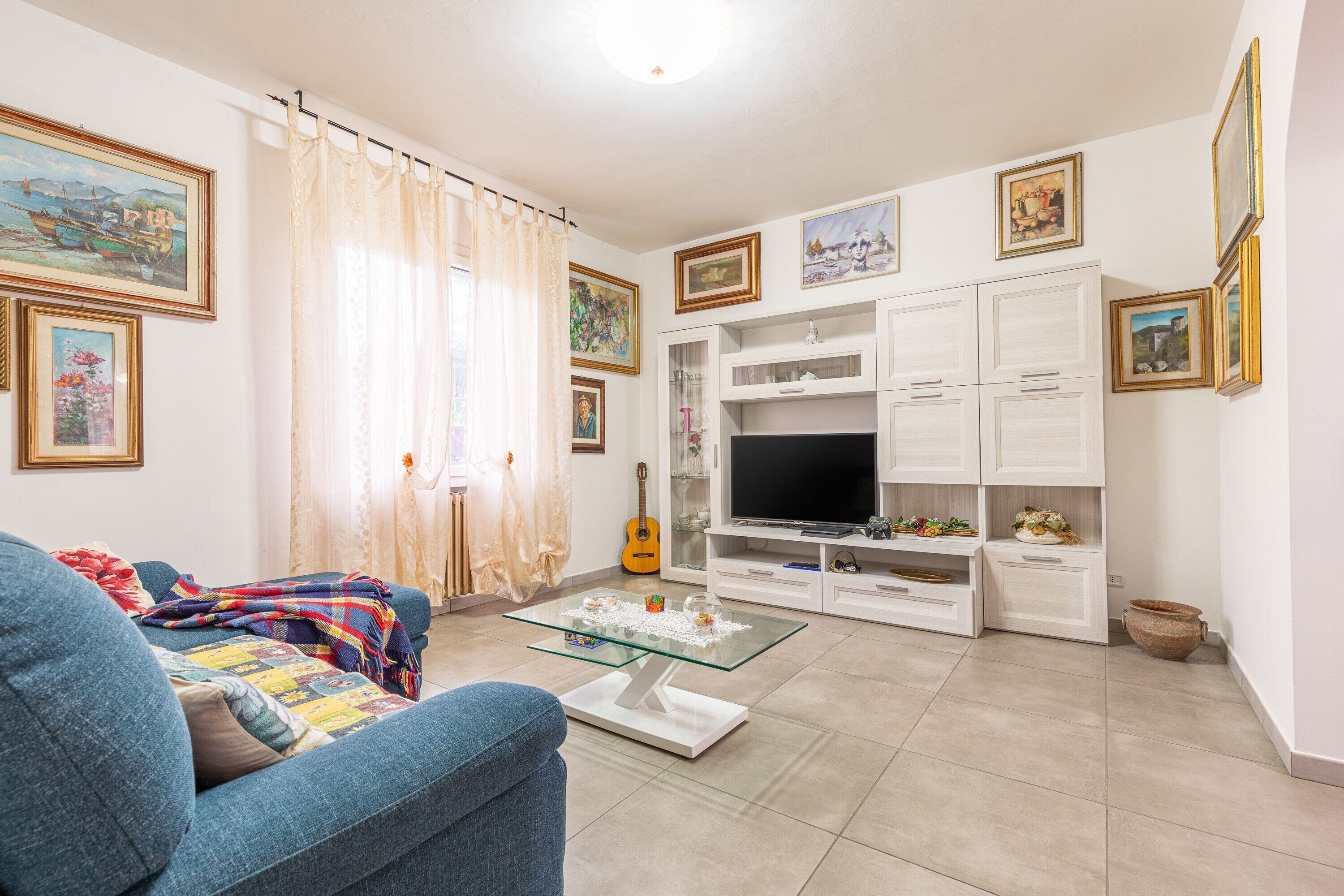 Fernseher, Kamin, Videospiele