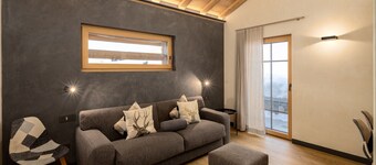 Chalet 'River Villa Genf Spa - Relax' avec vue sur les montagnes et jardin partagé