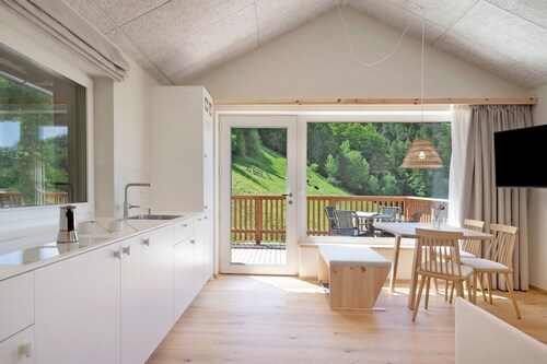 Apartment 'Franz' with Mountain View, Private Terrace and Wi-Fi