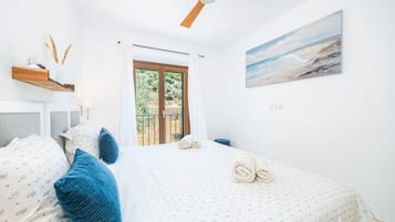 4 dormitorios, tabla de planchar con plancha, wifi gratis y ropa de cama