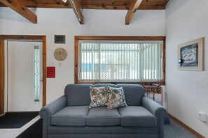 Smart TV, fireplace - Dragonfly Lodge of Higgins Lake: Snowmobile right from the cottage – Cozy Up by the Fireplace! (Roscommon)