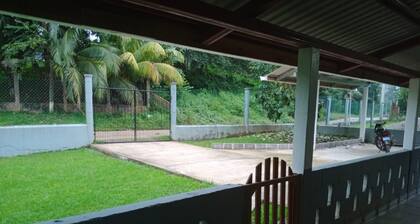 Casa Cardona , A charming 2bedroom and 2 bathroom house in TELA!