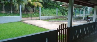 Casa Cardona , A charming 2bedroom and 2 bathroom house in TELA!