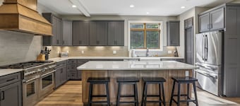 New Construction! 7 bedroom luxury lakefront  home in golf neighborhood!