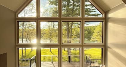 New Construction! 7 bedroom luxury lakefront home in golf neighborhood!