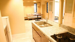 Ảnh chưa phân loại, 2 trong số 50 ảnh, nút