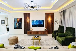 Smart TV, books