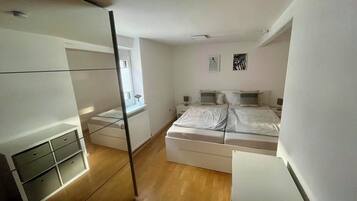 1 bedroom, WiFi, bed sheets