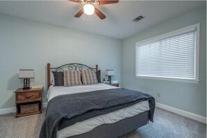 3 bedrooms, iron/ironing board, free WiFi, bed sheets