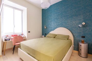 1 bedroom, iron/ironing board, WiFi, bed sheets - GuestHost - Cozy apartment of 38sqm for 2 people. Located on the second floor, with elevator (NOT suitable for disabled) of a building in the area of San Giovanni, the apartment is about 11 min walk from the homonymous Basilica and Piazza Re di Roma, a f (Roma)