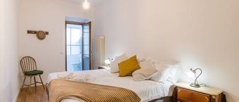 3 chambres, fer et planche Ă repasser, Wi-Fi, draps fournis