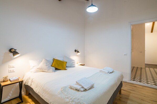 2 chambres, fer et planche Ă repasser, Wi-Fi, literie fournie