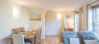 9 Reade Court, Aldeburgh