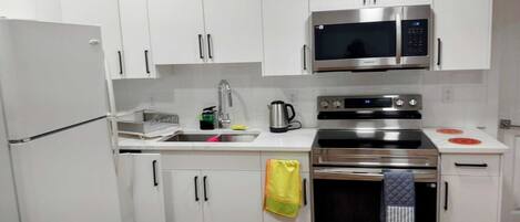 Microwave, oven, stovetop, dishwasher