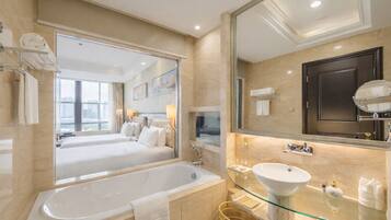 Superior Twin Room, City View | Premium bedding, down duvets, in-room safe, desk