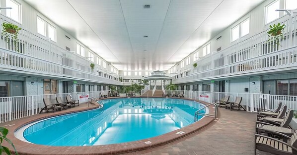 Indoor pool, outdoor pool