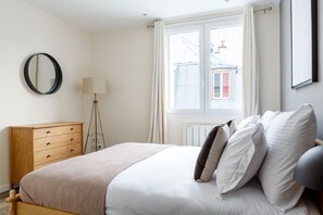 1 chambre, fer et planche Ă repasser, Wi-Fi, draps fournis