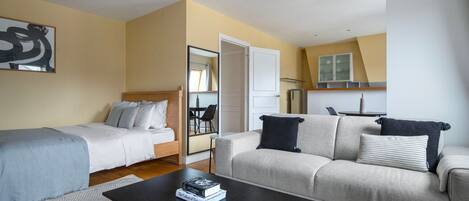 Bügeleisen/Bügelbrett, WLAN, Bettwäsche