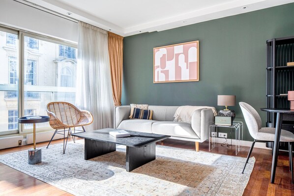 Televisión y estéreo 