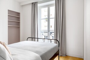 2 slaapkamers, een strijkplank/strijkijzer, wifi, beddengoed
