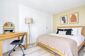 1 soverom, strykejern/-brett, wi-fi og sengetøy