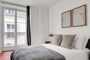 2 slaapkamers, een strijkplank/strijkijzer, wifi, beddengoed