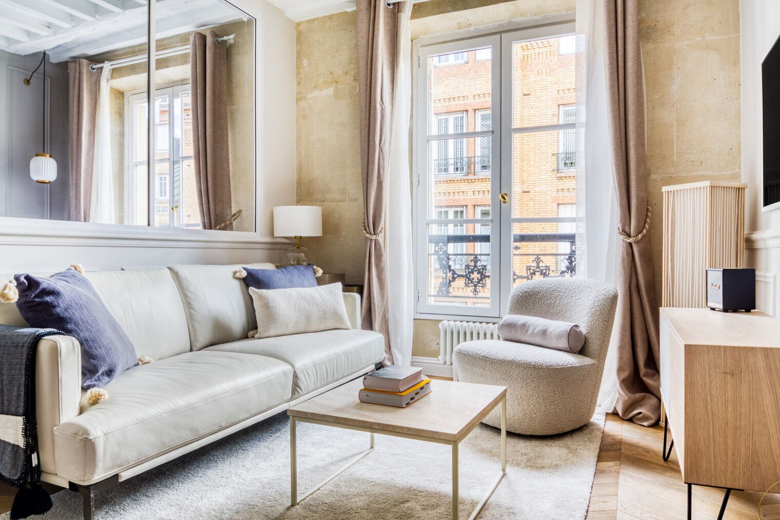 Televisie en een stereo