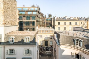 Exterior - Blueground | Saint Georges, nr Le Printemps (Paris)