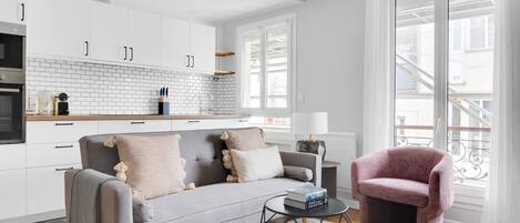 テレビ、ステレオ