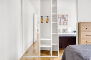 2 sovrum, strykjärn/strykbräda, wi-fi och sängkläder