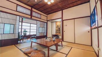 Director's home | Living area