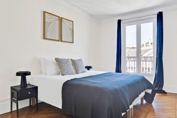 2 chambres, fer et planche à repasser, Wi-Fi, literie fournie