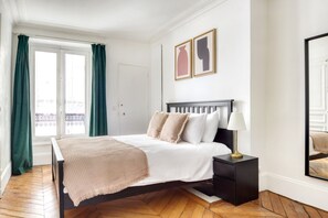 1 soverom, strykejern/-brett, wi-fi og sengetøy