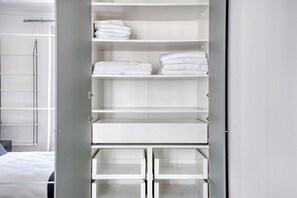 Interior - Blueground | Europe, nr St Augustine church (Paris)