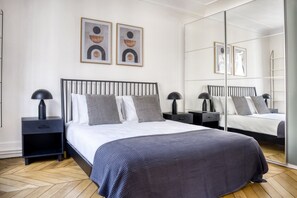 2 間睡房、熨斗/熨衫板、Wi-Fi、床單