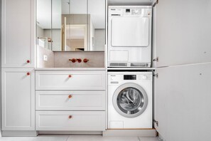 Interior - Blueground | Champs Elysées, furnished, equipped (Paris)