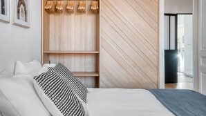 Room - Blueground | Saint Germain, balcony, nr Seine (Paris)