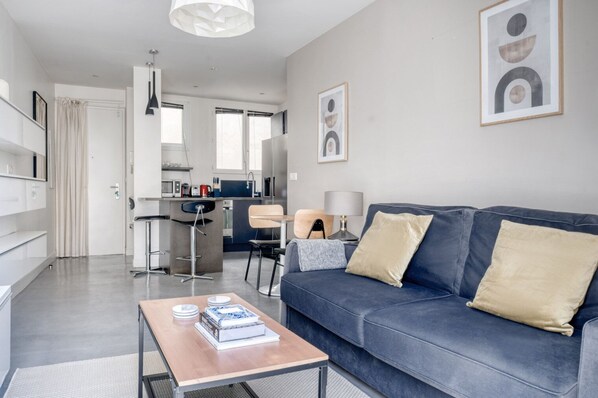 Téléviseur, chaîne audio