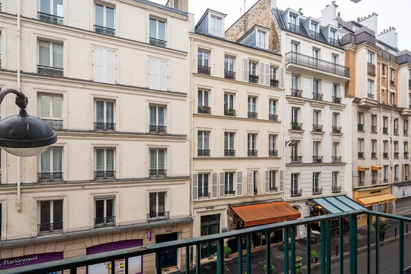 Property grounds - Blueground | Villiers, furnished, nr shops (Paris)