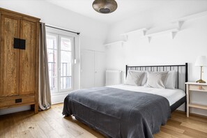 1 chambre, fer et planche à repasser, Wi-Fi, draps fournis